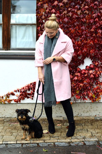 Cozy Sundays be like: oversize Coat & golden Details